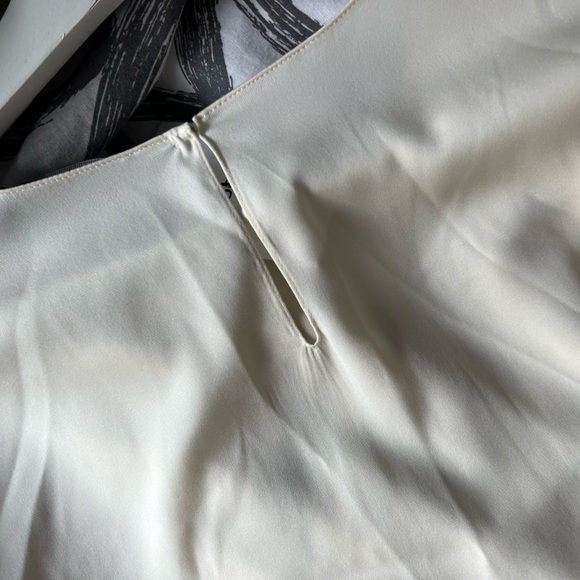 Theory Crewneck Blouse - Picture 6 of 6